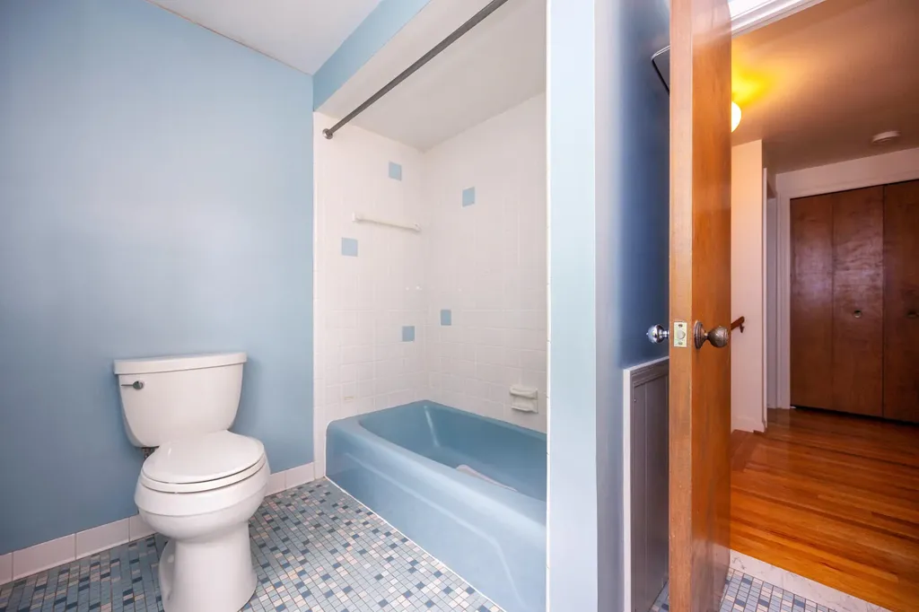 1516 Bardstown Trail Ann Arbor City MI 48105