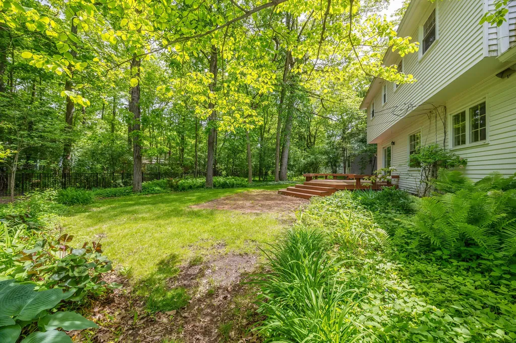 1516 Bardstown Trail Ann Arbor City MI 48105