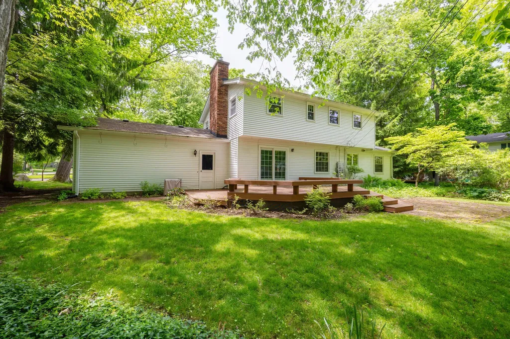 1516 Bardstown Trail Ann Arbor City MI 48105