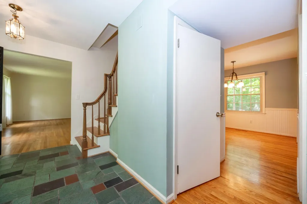 1516 Bardstown Trail Ann Arbor City MI 48105