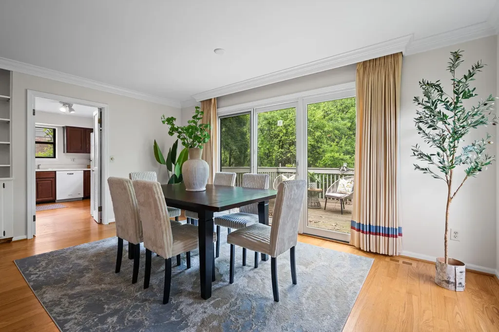 2224 Rivenoak Court Ann Arbor City MI 48103