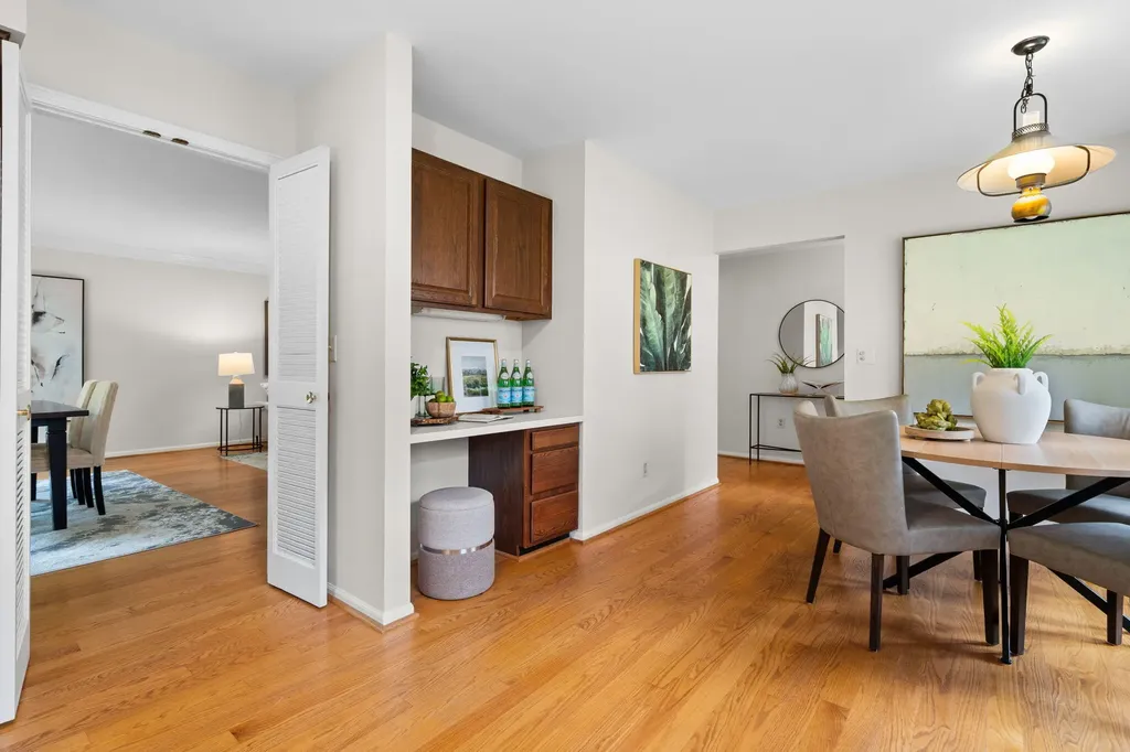 2224 Rivenoak Court Ann Arbor City MI 48103