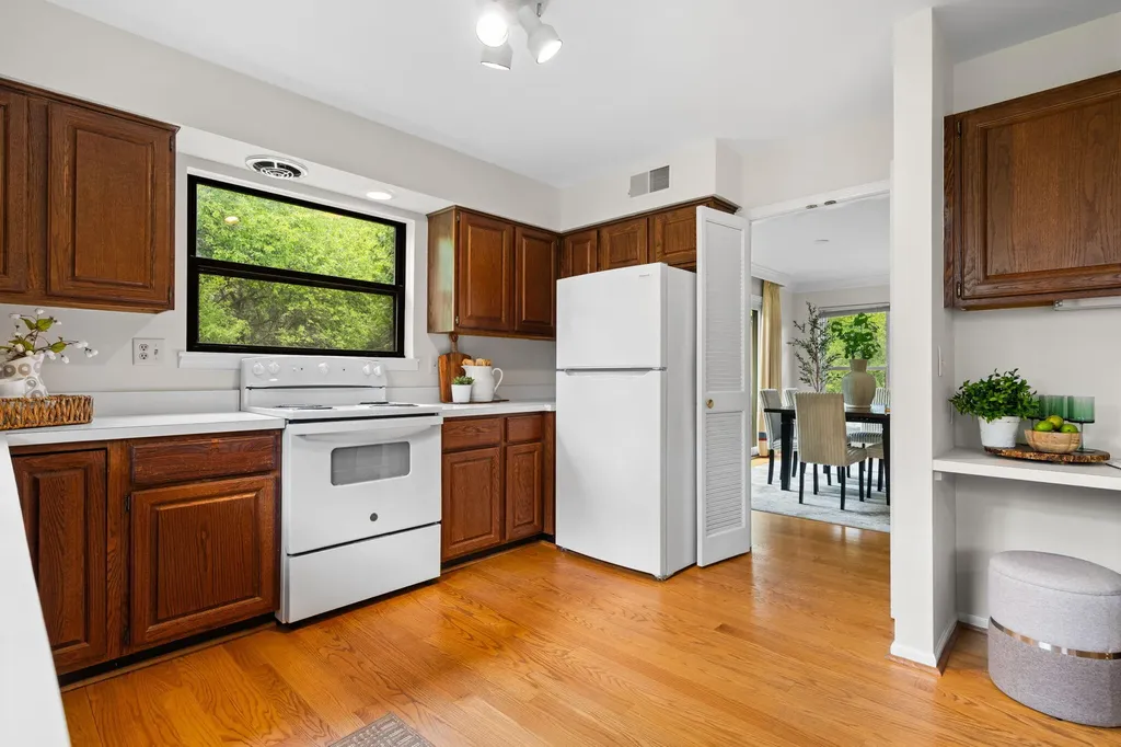 2224 Rivenoak Court Ann Arbor City MI 48103