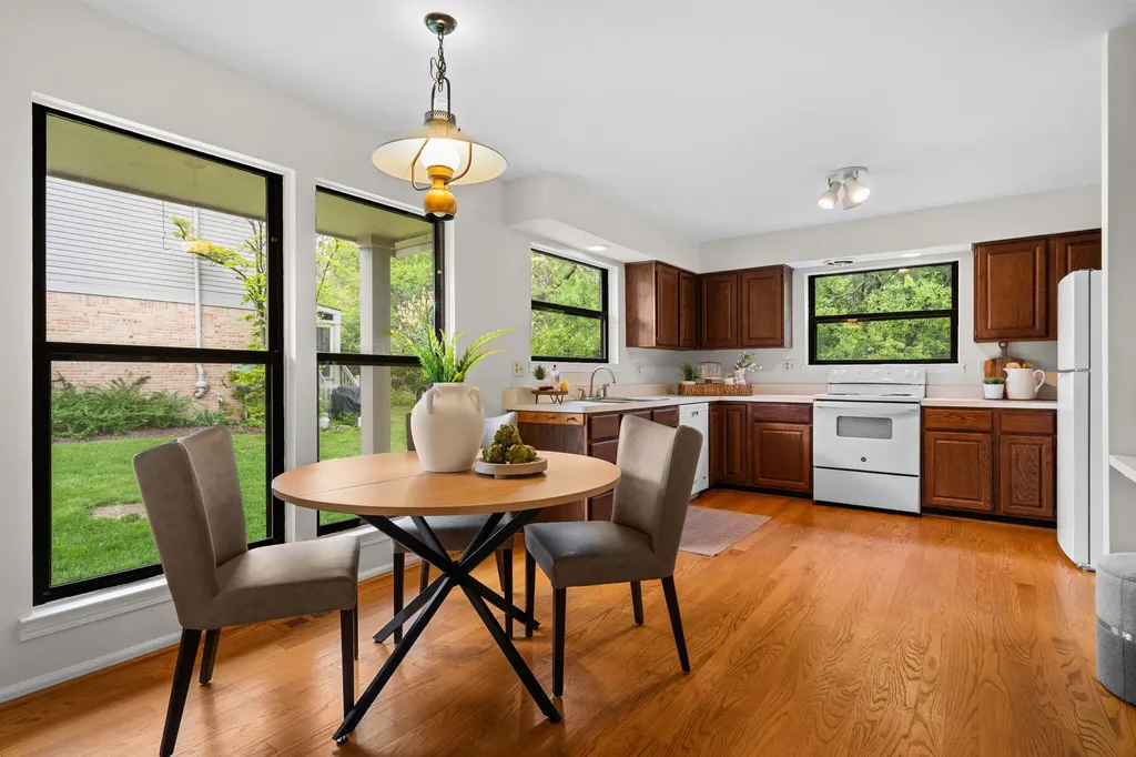 2224 Rivenoak Court Ann Arbor City MI 48103