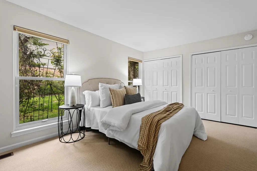 2224 Rivenoak Court Ann Arbor City MI 48103