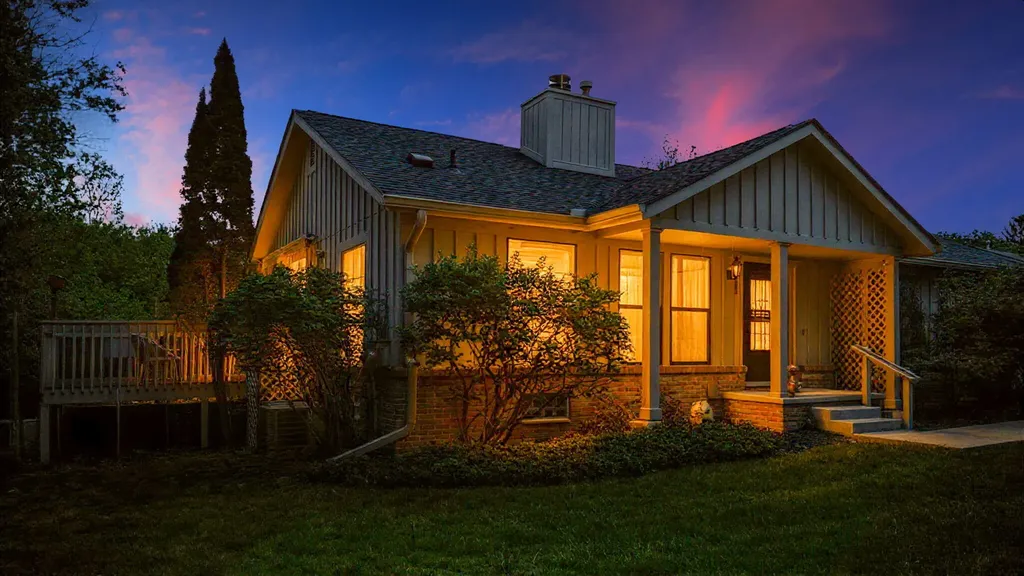 2224 Rivenoak Court Ann Arbor City MI 48103