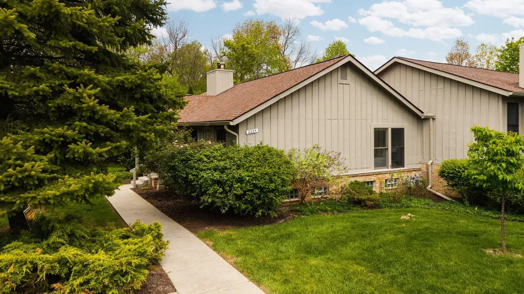 2224 Rivenoak Court Ann Arbor City MI 48103