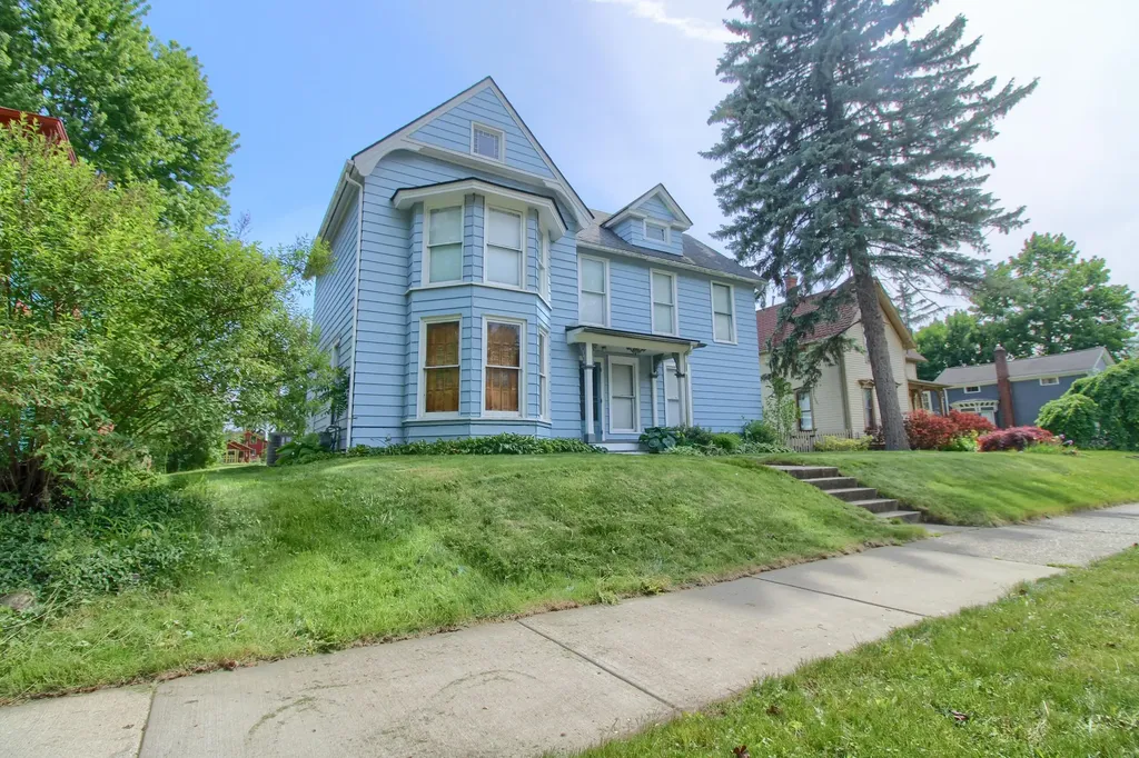 314 E Cross Street Ypsilanti City MI 48198