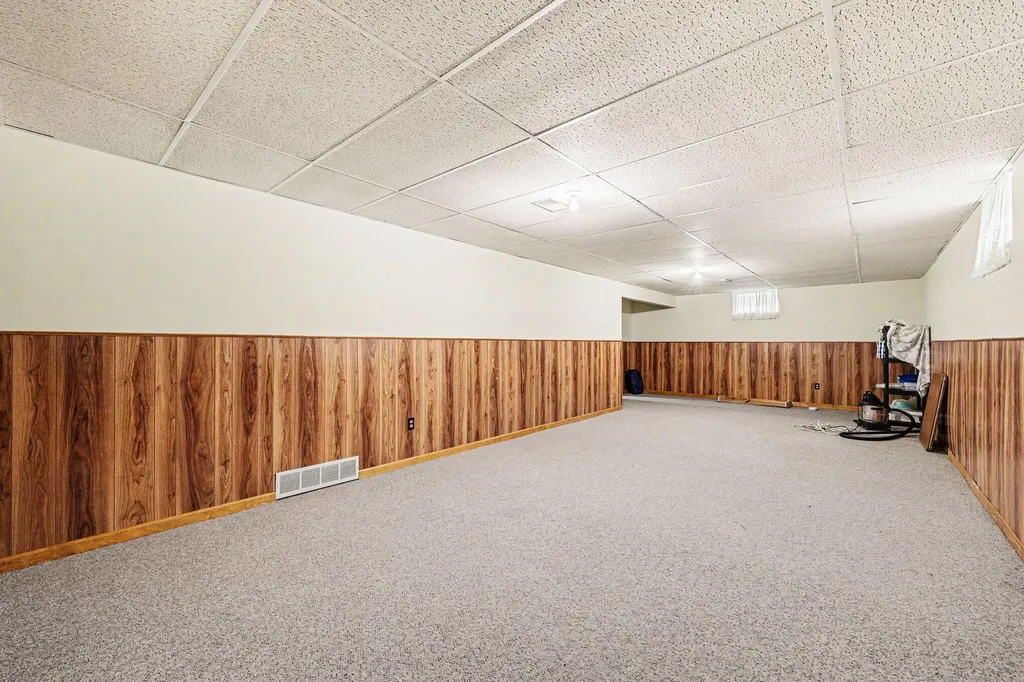 674 South Street Grass Lake Village MI 49240