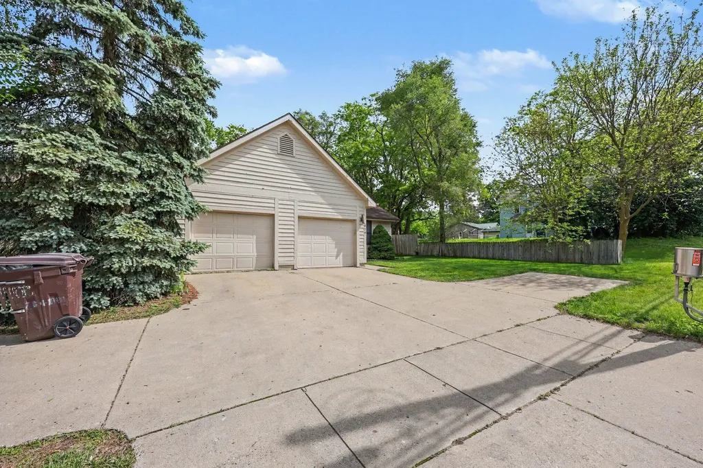 674 South Street Grass Lake Village MI 49240