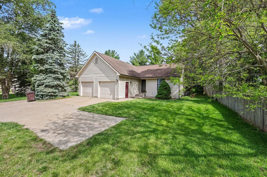 674 South Street Grass Lake Village MI 49240