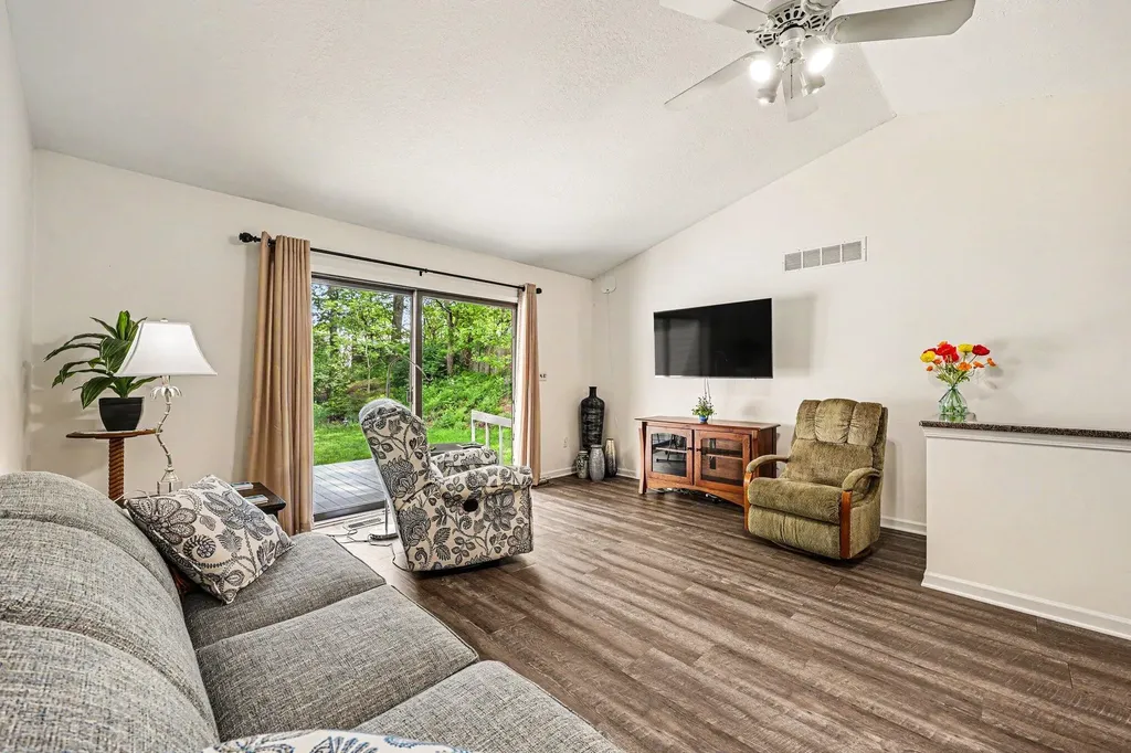 674 South Street Grass Lake Village MI 49240
