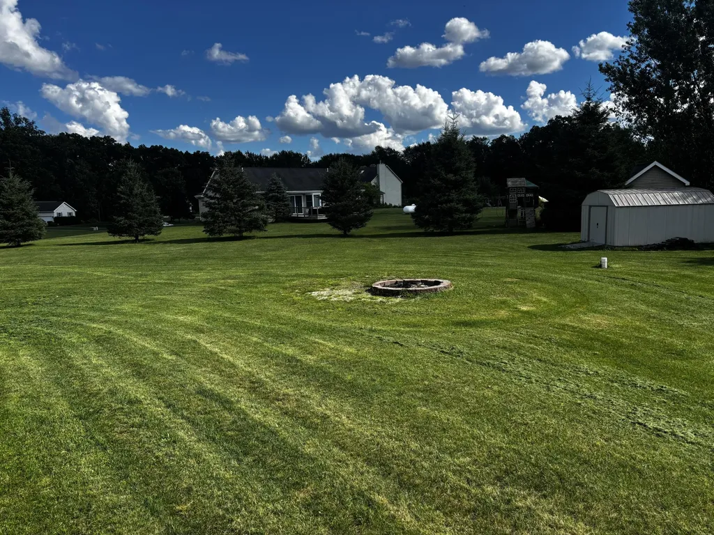 7715 Hidden Knoll Court NE Conway Township MI 48418