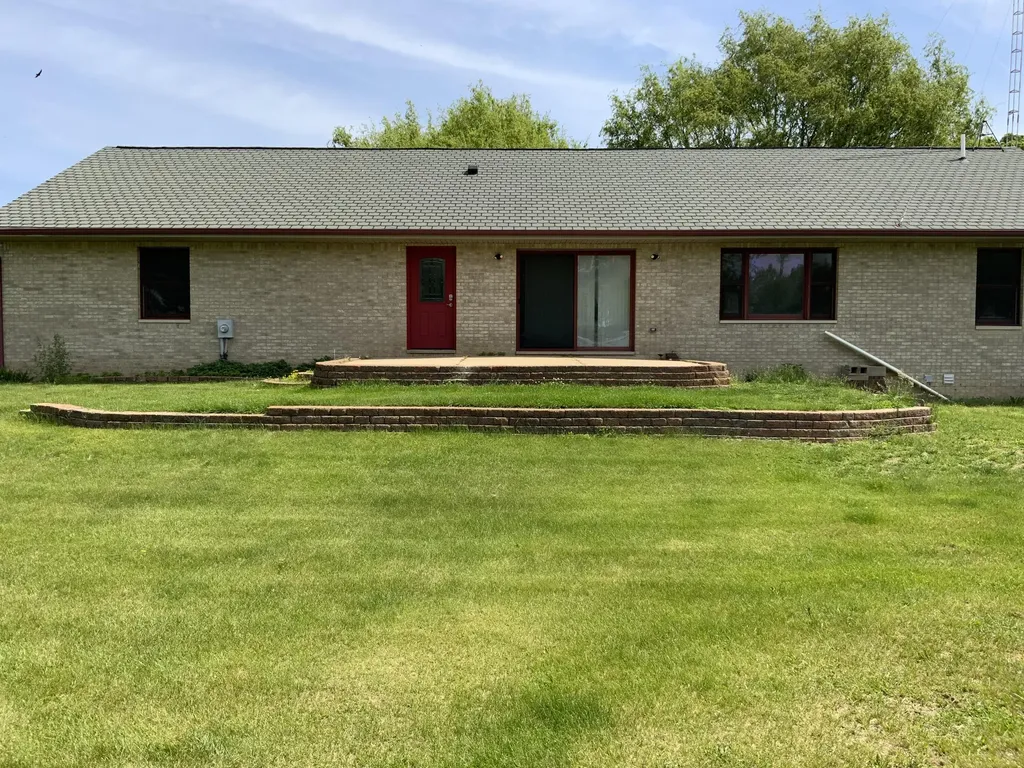 7715 Hidden Knoll Court NE Conway Township MI 48418