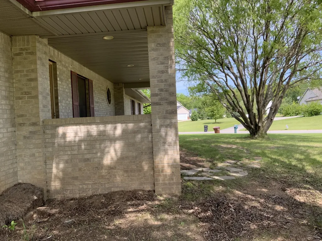 7715 Hidden Knoll Court NE Conway Township MI 48418