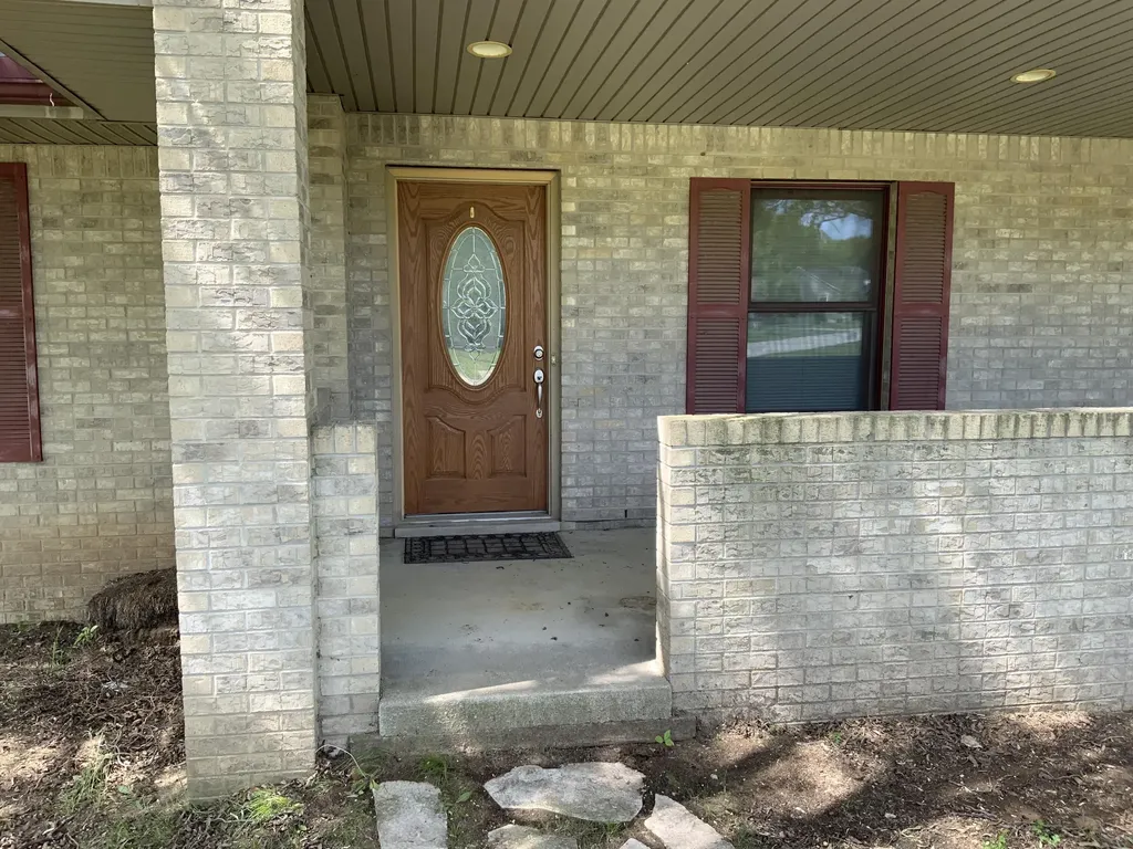 7715 Hidden Knoll Court NE Conway Township MI 48418