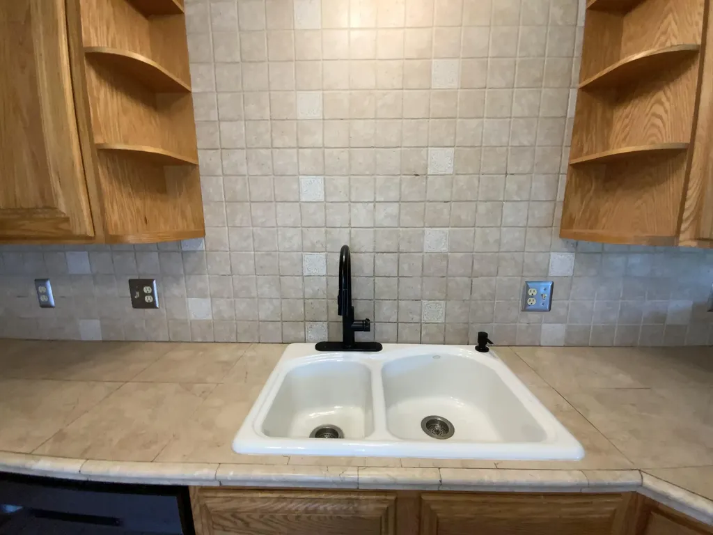 7715 Hidden Knoll Court NE Conway Township MI 48418
