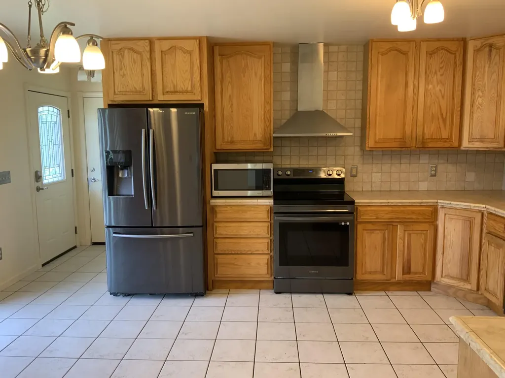 7715 Hidden Knoll Court NE Conway Township MI 48418