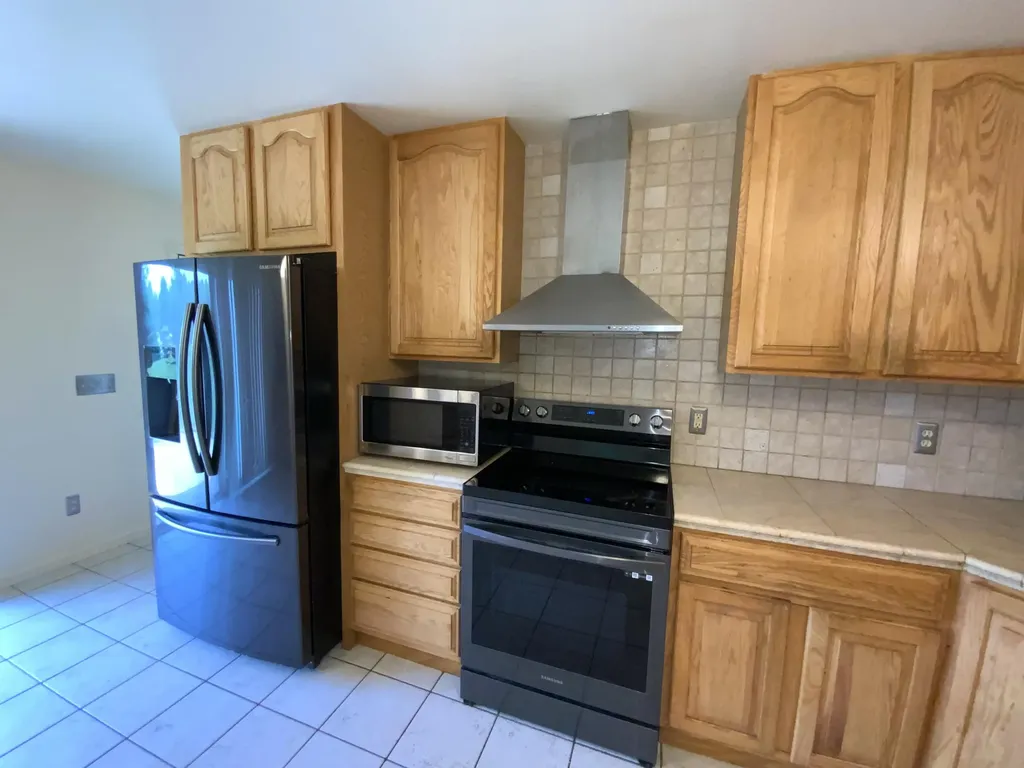 7715 Hidden Knoll Court NE Conway Township MI 48418