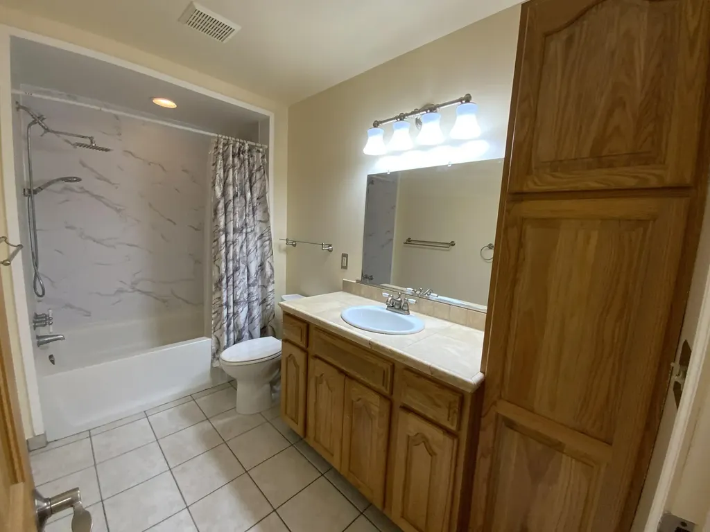 7715 Hidden Knoll Court NE Conway Township MI 48418