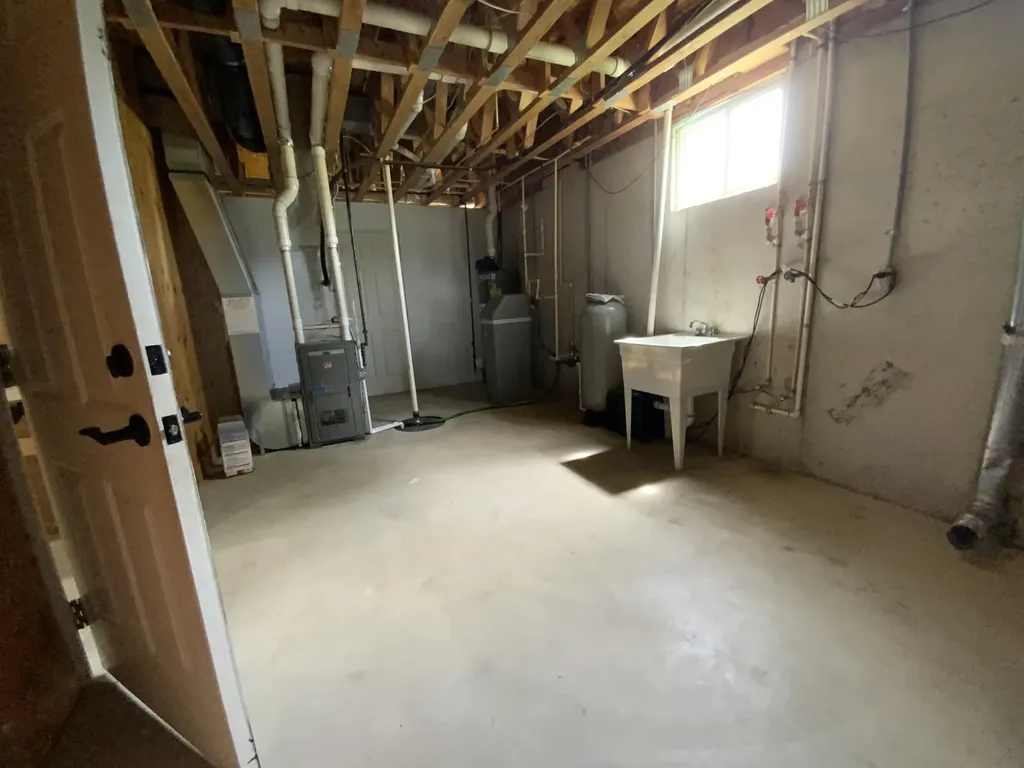 7715 Hidden Knoll Court NE Conway Township MI 48418