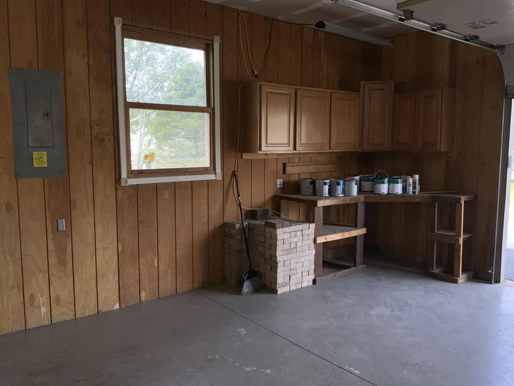 7715 Hidden Knoll Court NE Conway Township MI 48418