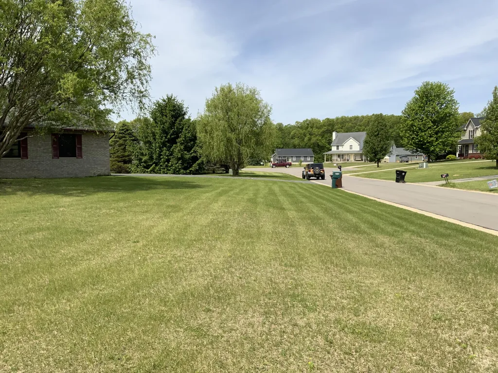 7715 Hidden Knoll Court NE Conway Township MI 48418