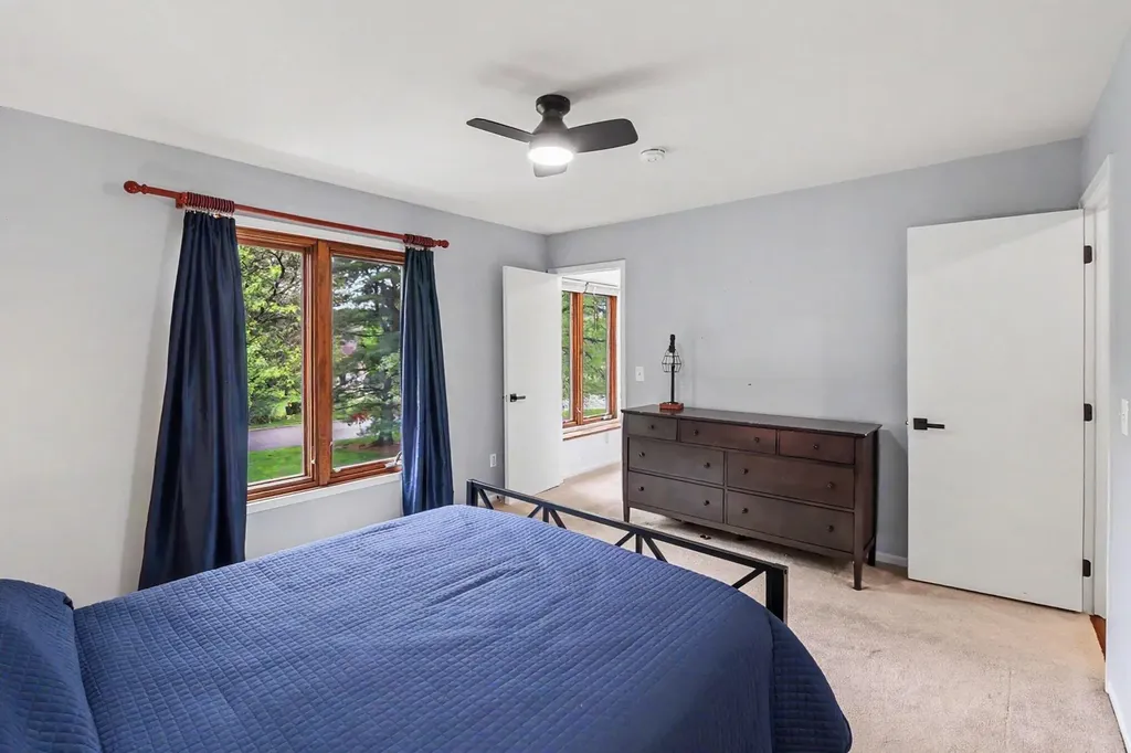 6588 White Pines Drive Genoa Township MI 48116