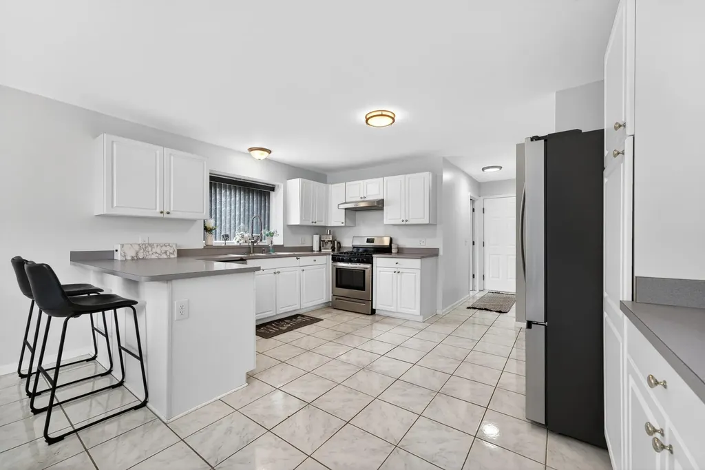 30098 Fairfield Drive Chesterfield Township MI 48051