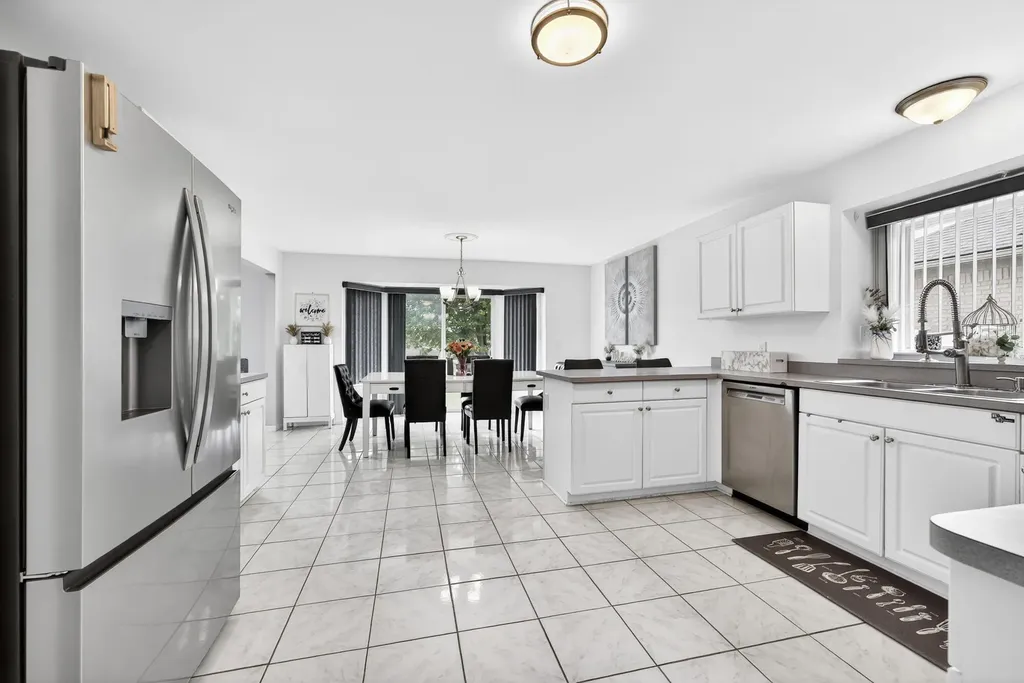 30098 Fairfield Drive Chesterfield Township MI 48051