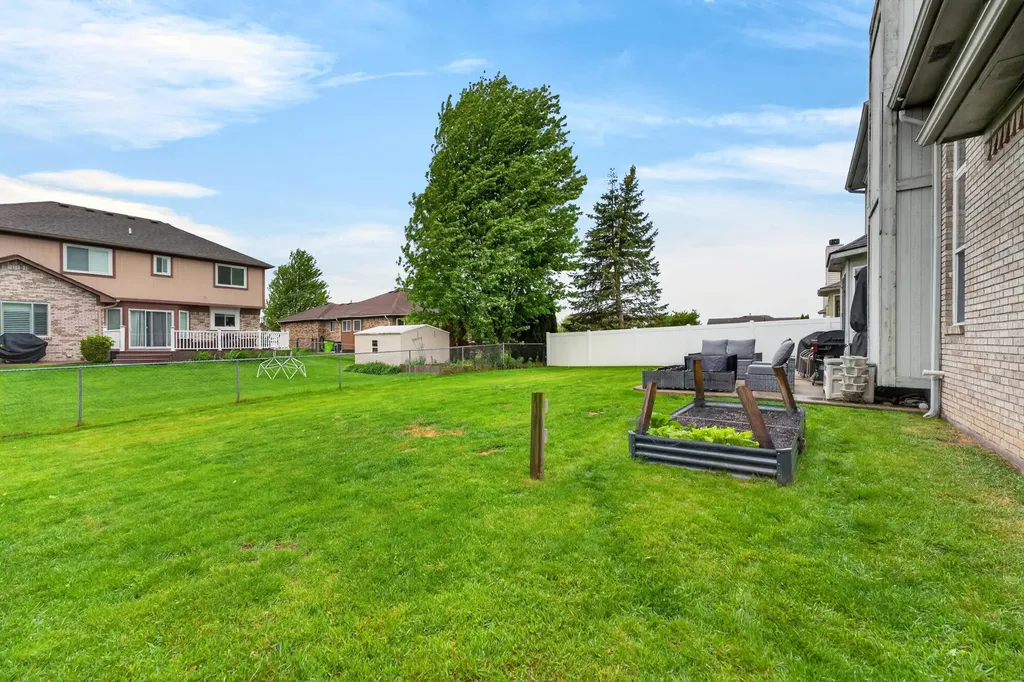 30098 Fairfield Drive Chesterfield Township MI 48051
