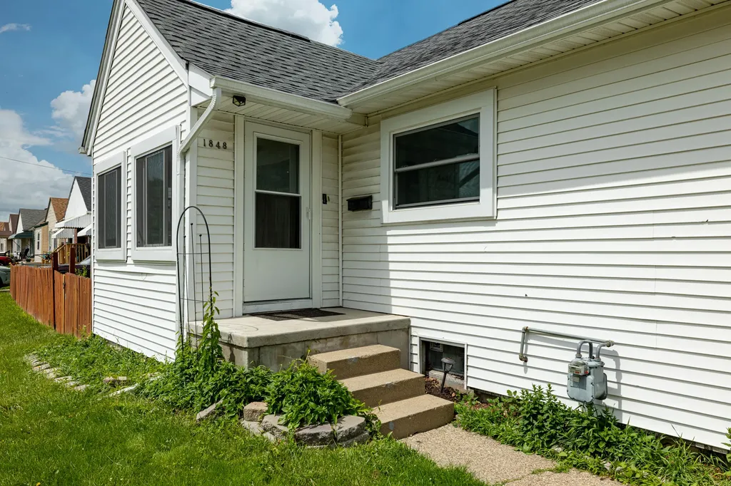 1848 Anne Avenue Lincoln Park City MI 48146