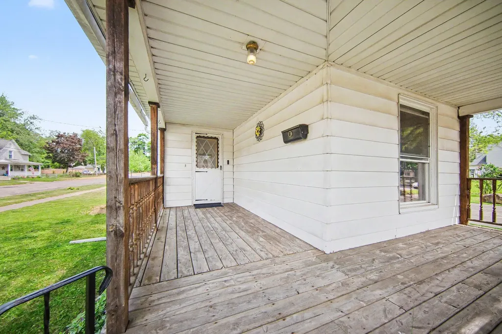 514 Jefferson Street Jackson City MI 49202