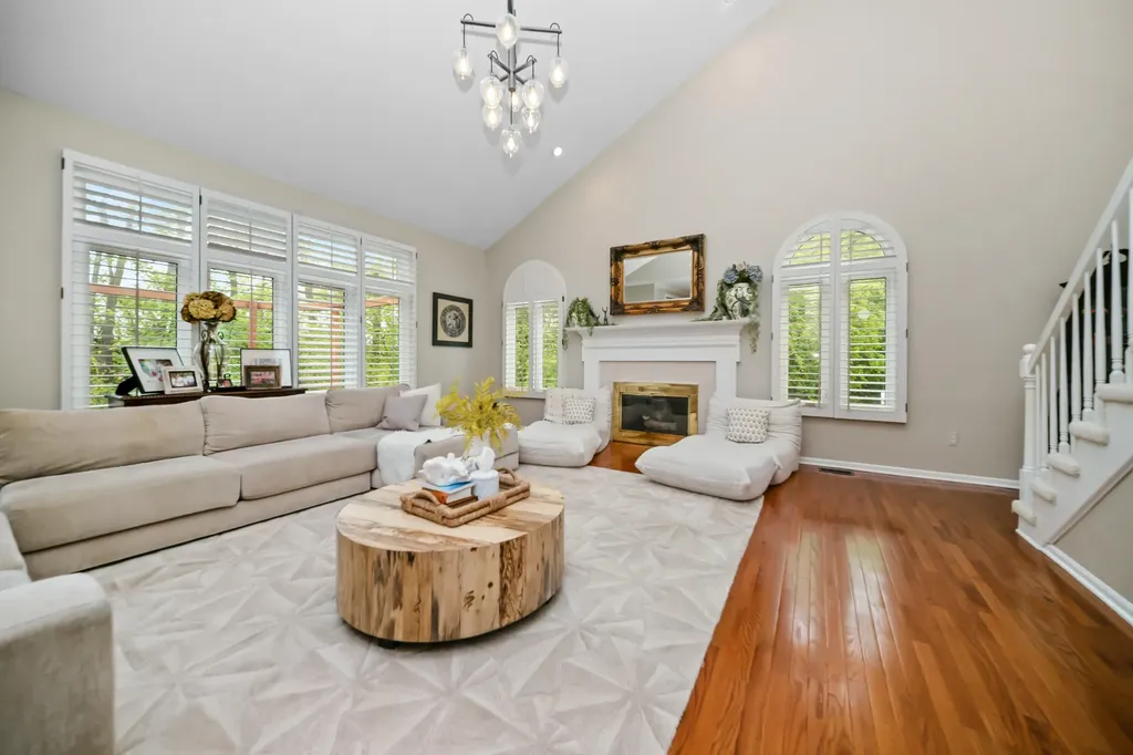 25842 Arcadia Drive Novi City MI 48374