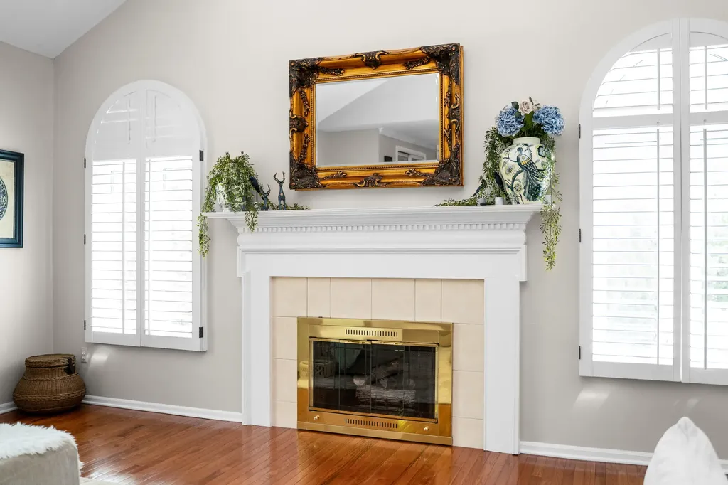 25842 Arcadia Drive Novi City MI 48374