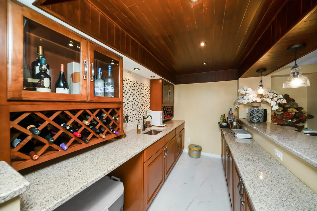 25842 Arcadia Drive Novi City MI 48374