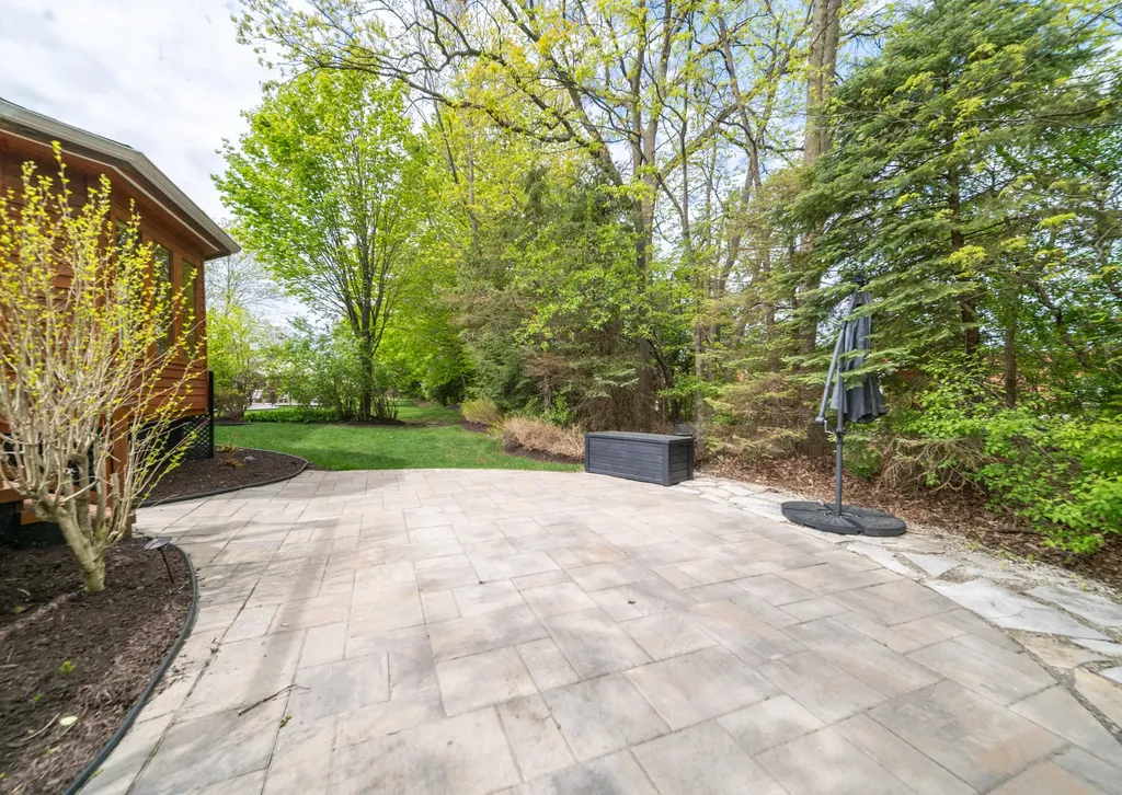 25842 Arcadia Drive Novi City MI 48374