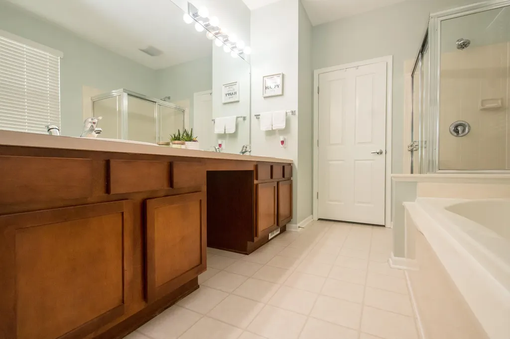 8803 Meadow Lane Drive Ypsilanti Charter Township MI 48197