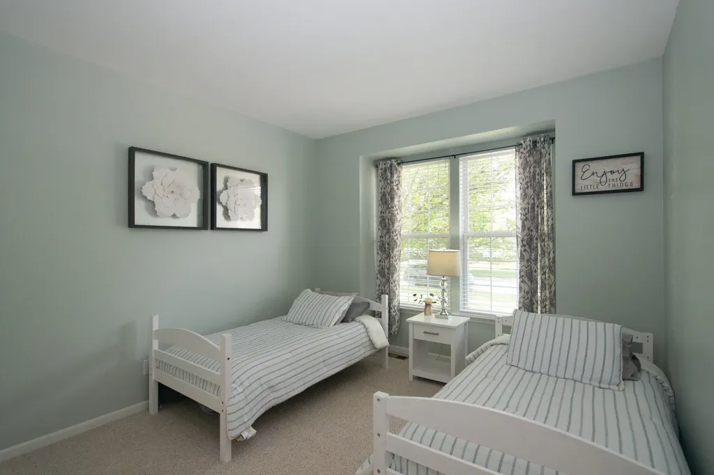 8803 Meadow Lane Drive Ypsilanti Charter Township MI 48197