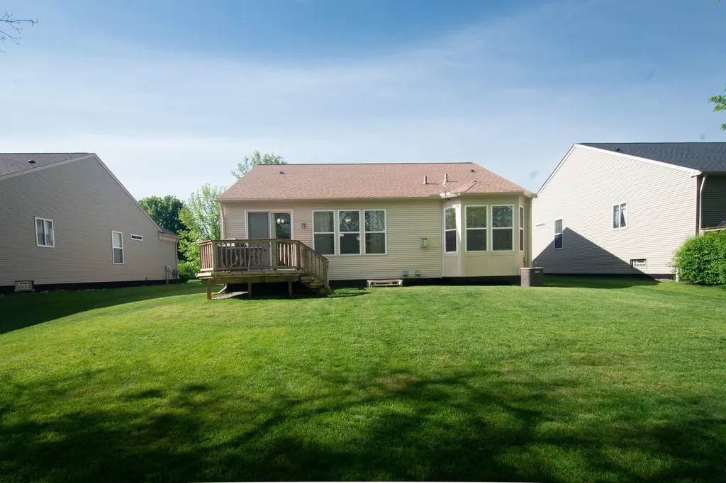 8803 Meadow Lane Drive Ypsilanti Charter Township MI 48197