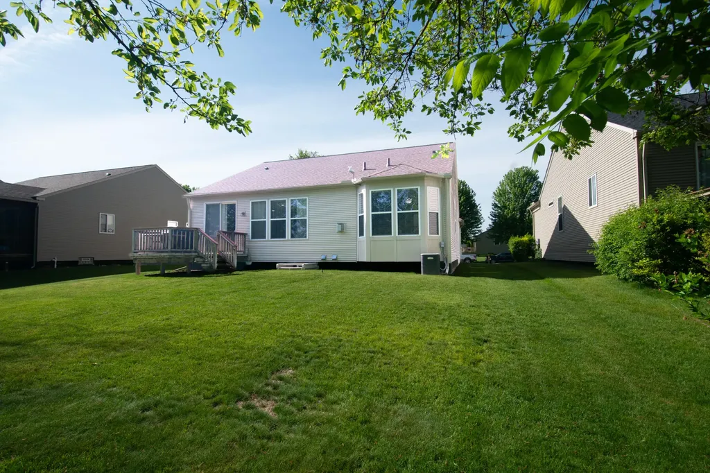 8803 Meadow Lane Drive Ypsilanti Charter Township MI 48197