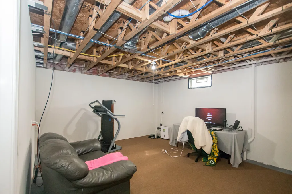 8803 Meadow Lane Drive Ypsilanti Charter Township MI 48197