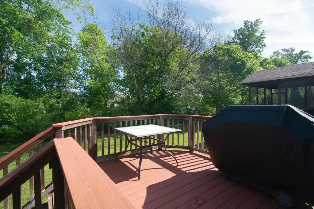 8803 Meadow Lane Drive Ypsilanti Charter Township MI 48197