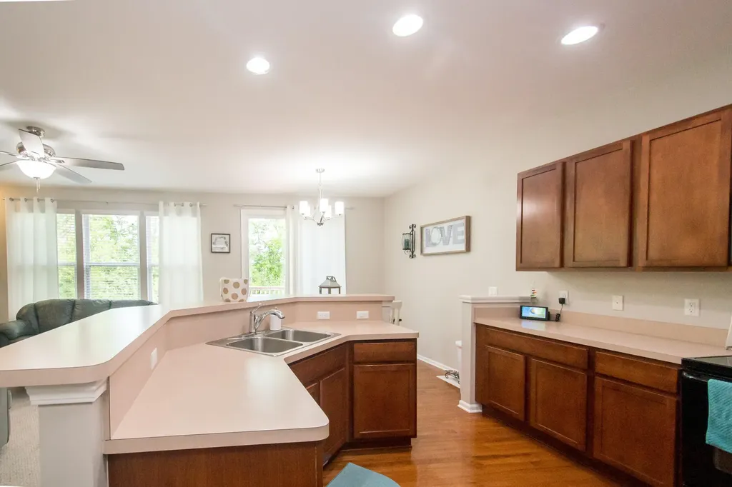 8803 Meadow Lane Drive Ypsilanti Charter Township MI 48197