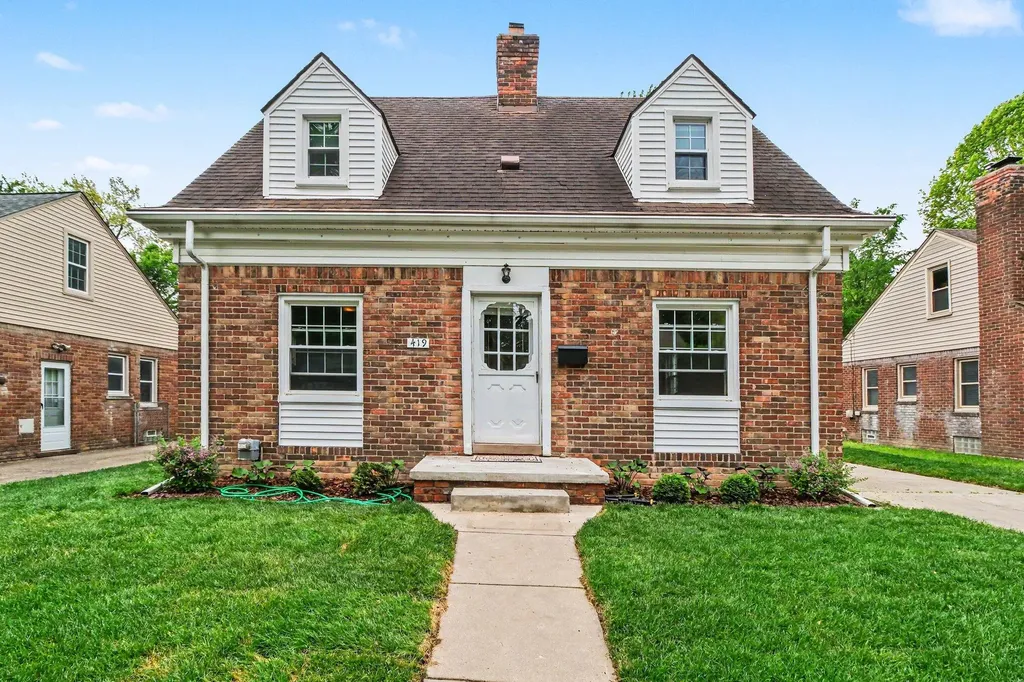 419 Royal Avenue Royal Oak City MI 48073