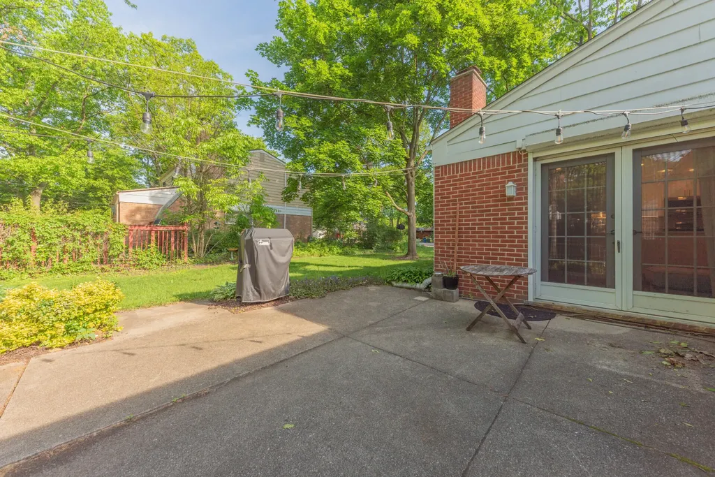 2841 Pebble Creek Drive Ann Arbor City MI 48108