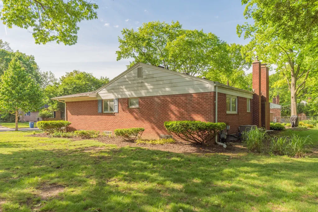 2841 Pebble Creek Drive Ann Arbor City MI 48108
