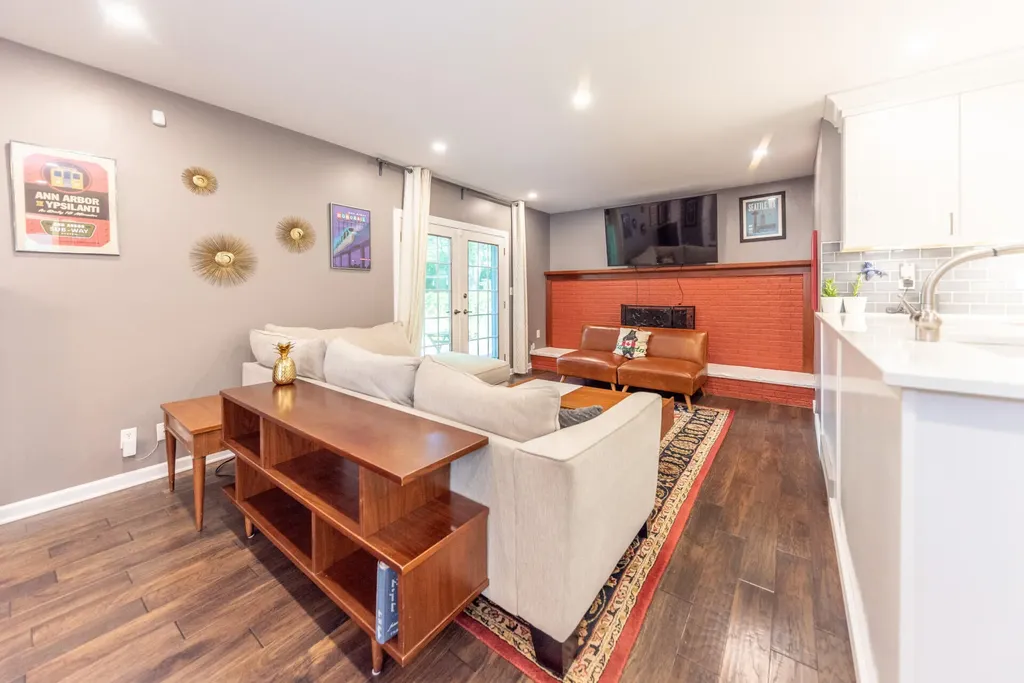 2841 Pebble Creek Drive Ann Arbor City MI 48108