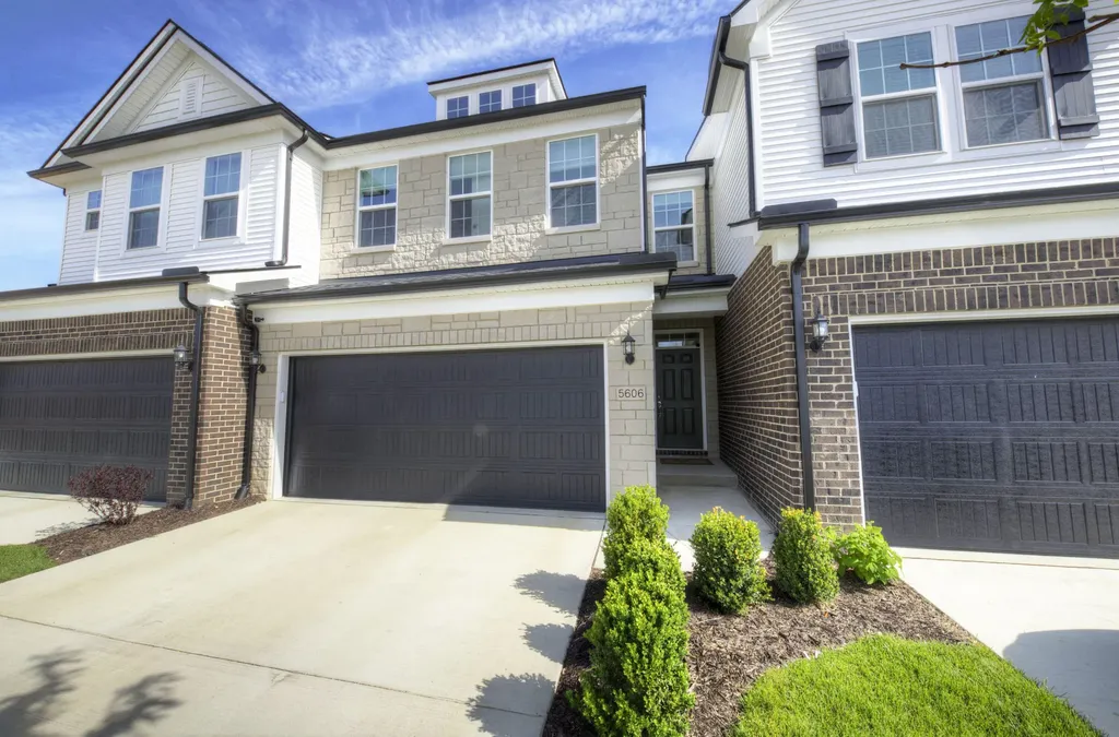 5606 Corgi Drive Pittsfield Charter Township MI 48108
