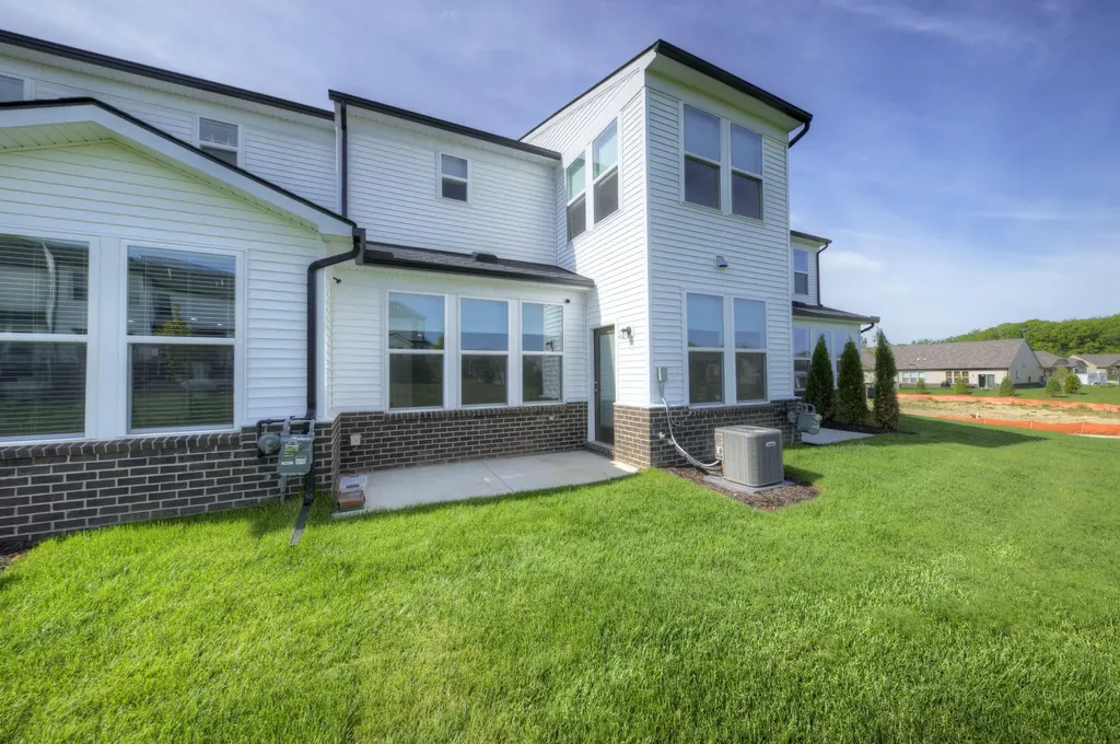 5606 Corgi Drive Pittsfield Charter Township MI 48108